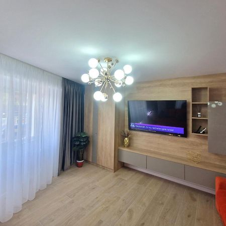 Ultracentral Luxury Apartament Curtea de Argeş Exterior foto
