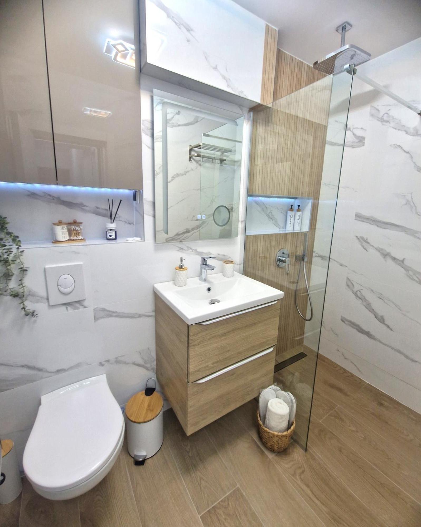 Ultracentral Luxury Apartament Curtea de Argeş Exterior foto